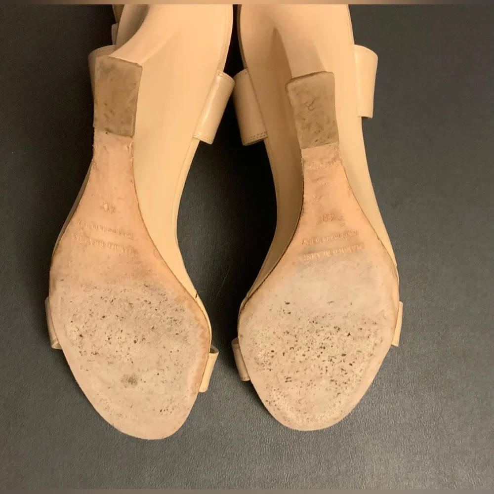 VGUC size 9/40 Manolo Blahnik Wedges - Picture 4 of 6